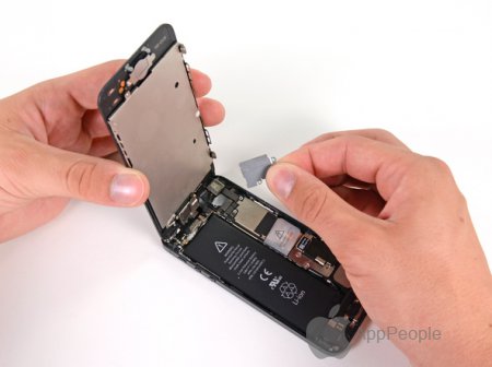 Как заменить заднюю крышку на iPhone 5 Как заменить заднюю крышку на iPhone 5